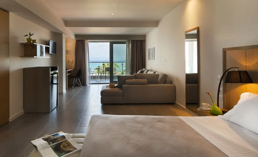 Suite with balcony