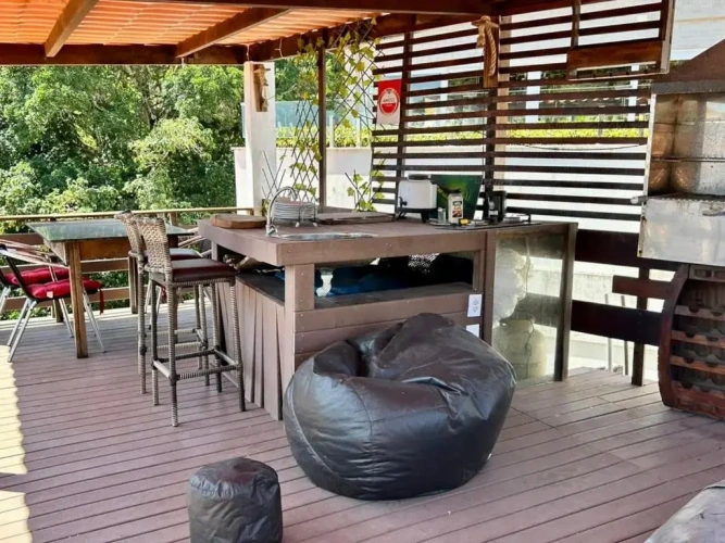 3 Bedrooms Cottage