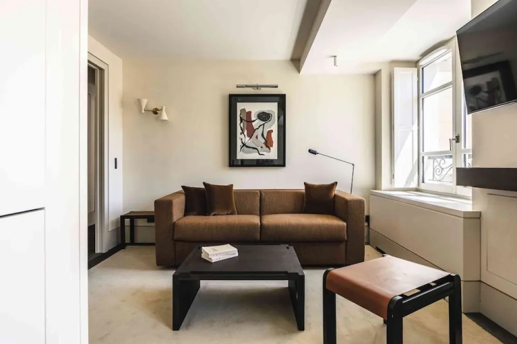 1 Bedroom Deluxe Suite