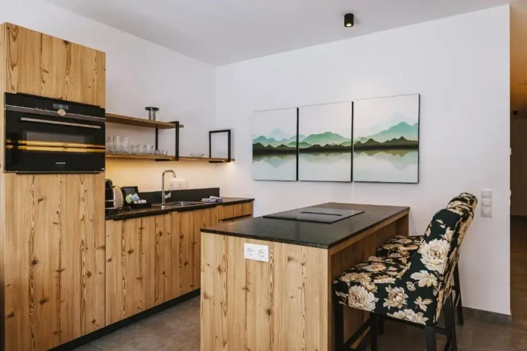 1 Bedroom Double Suite