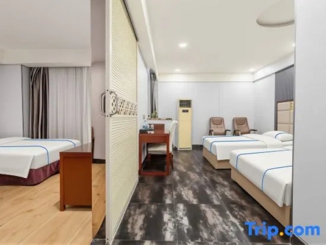 Quadruple Suite