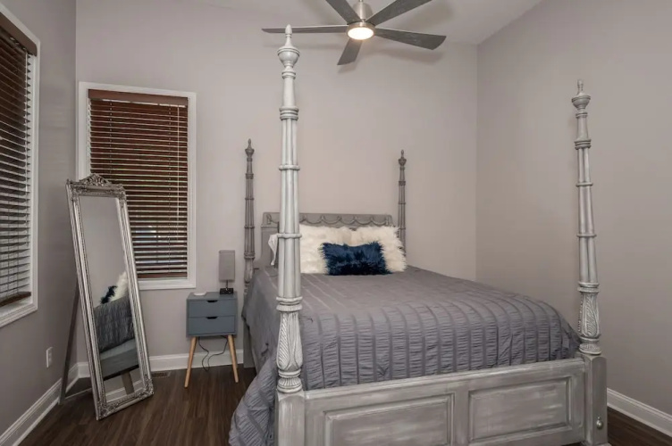 Cozy Cottage 1