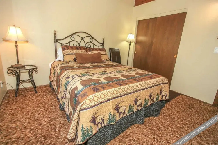 Casey Rose Cabin