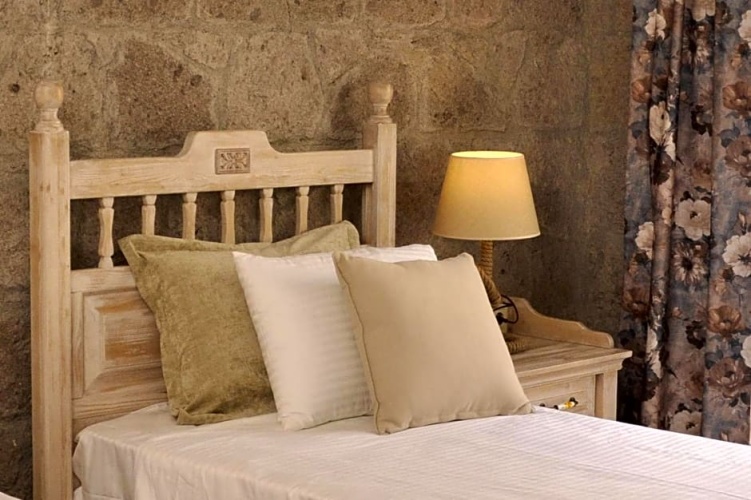 Standard Twin room with view