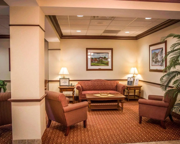 Holiday Inn Express & Suites Clear Spring by IHG
