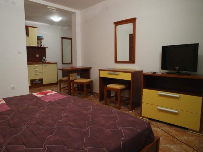 Studio with balcony and with view