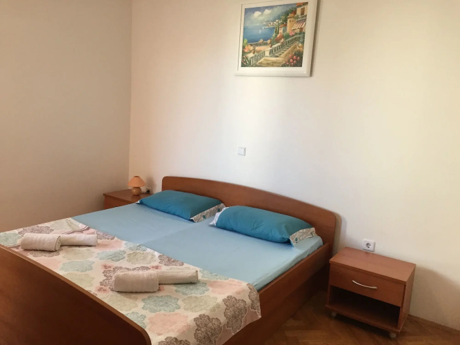 Apartments Tomy