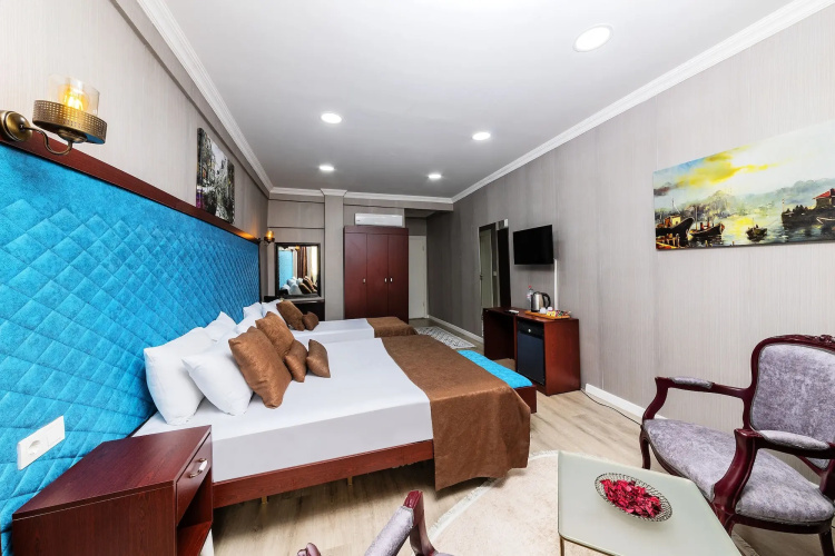 Dove Hotel