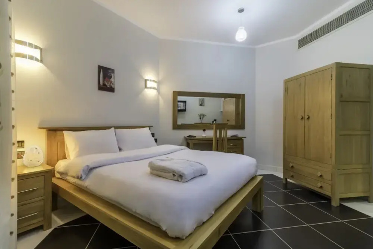 Royal Beach Serviced Apartments