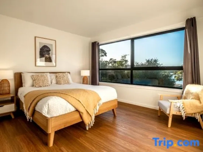 2 Bedrooms Cottage