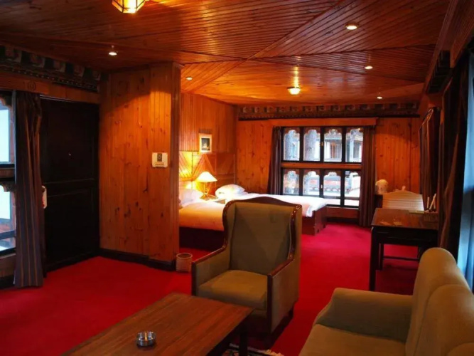 Olathang Hotel
