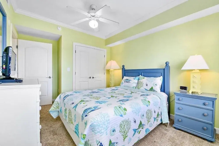 300 17th Street 203 - 3 Br Condo