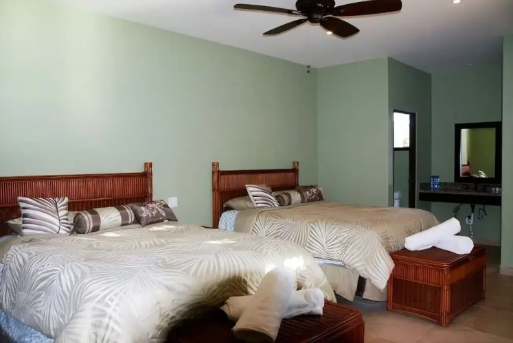The Cerritos Beach Inn