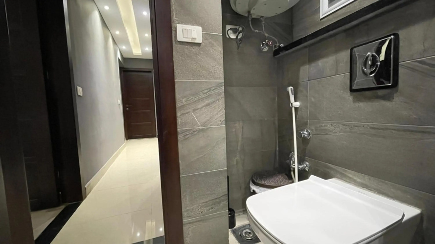 F5 luxury Apartment - شقة فندقية فاخرة المهندسين