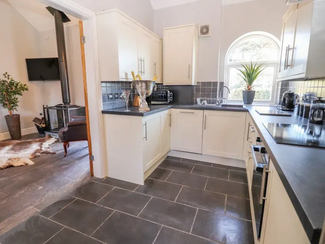 Clwyd Cottage