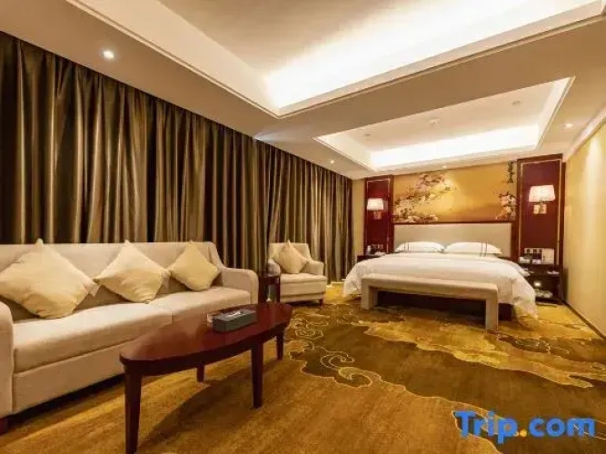 Deluxe Double Junior Suite