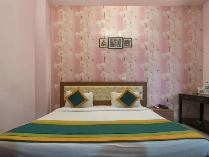 OYO 9935 Hotel Mango House