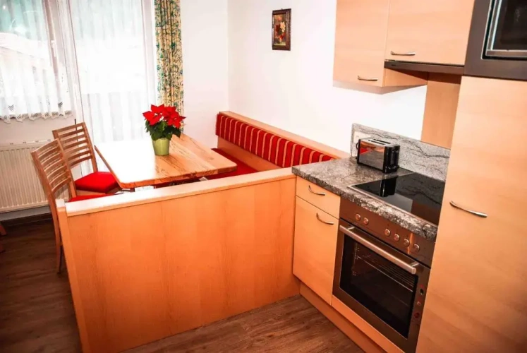 2 Bedrooms Apartment with balcony
