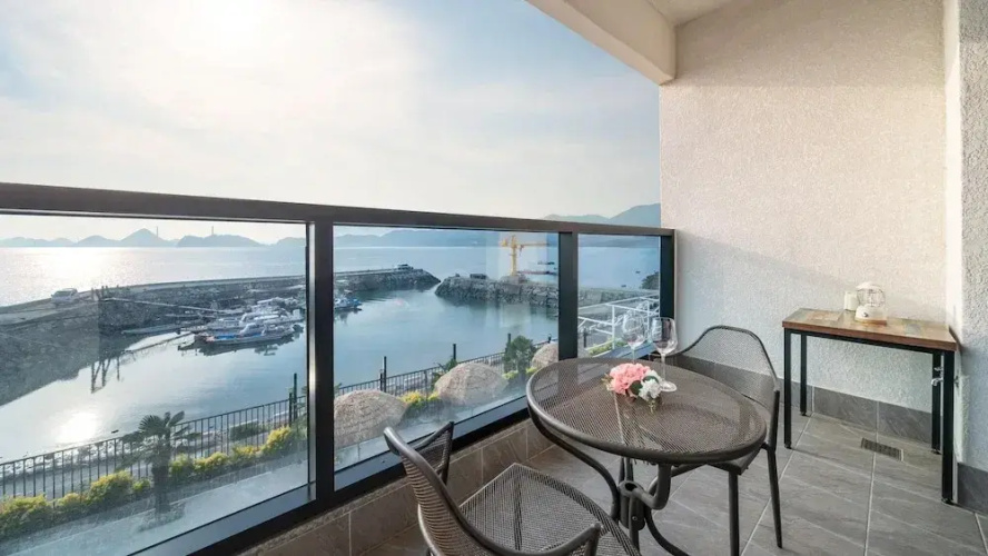 Yeosu Wayo Pension