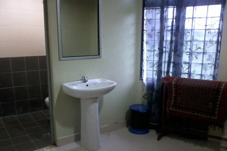 Haliman Guest House