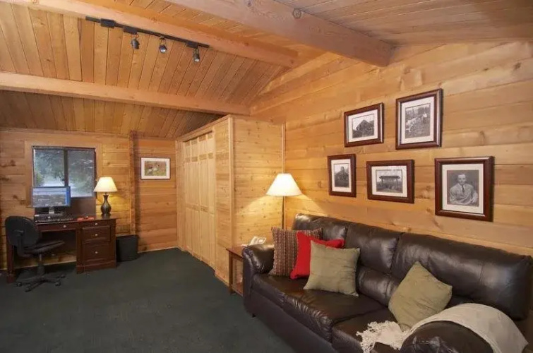 Denali Cabins