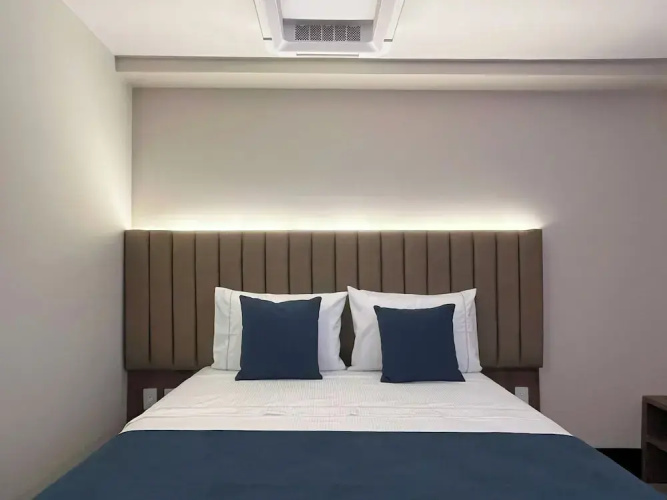 Hotel Continental By Hours