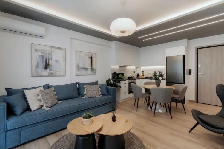 1 Bedroom Luxury Apartment with balcony