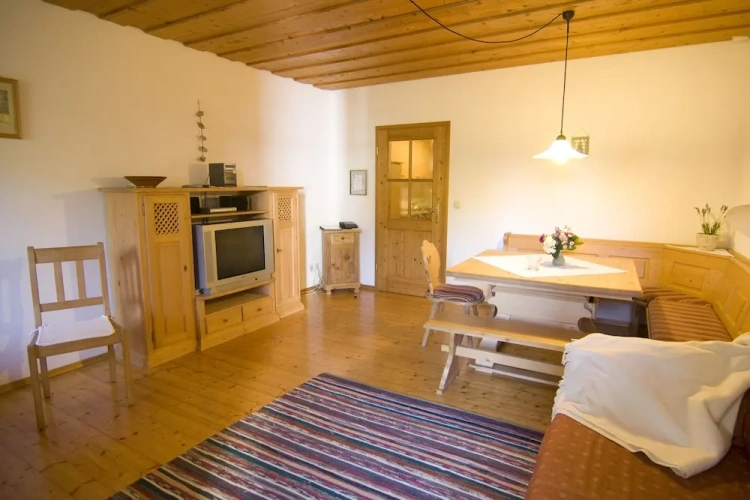 2 Bedrooms Apartment with balcony