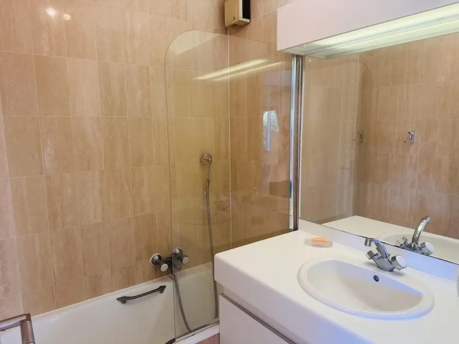 Light Modern Studio With Garden Pool- 2294