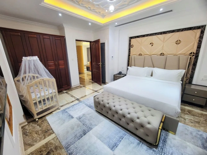 Deluxe Double room with balcony and with courtyard view