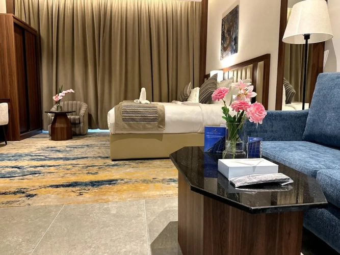 Deluxe Double room with city view