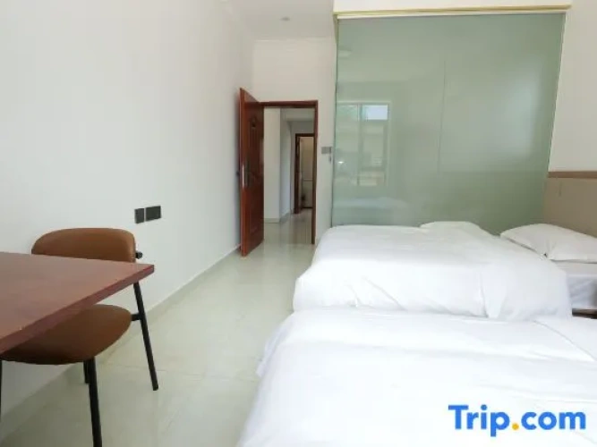 Standard Twin room with balcony