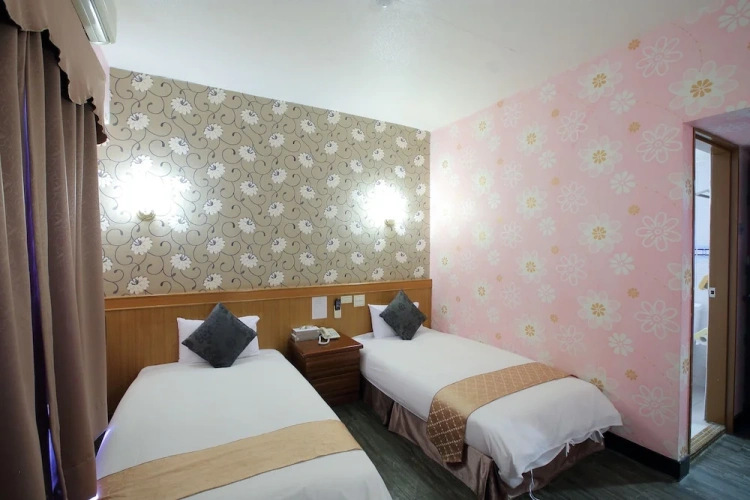 1 Bedroom Economy Double room