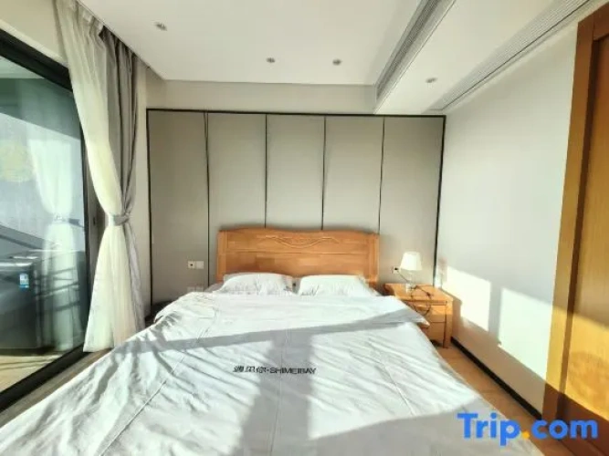 2 Bedrooms Suite with garden view