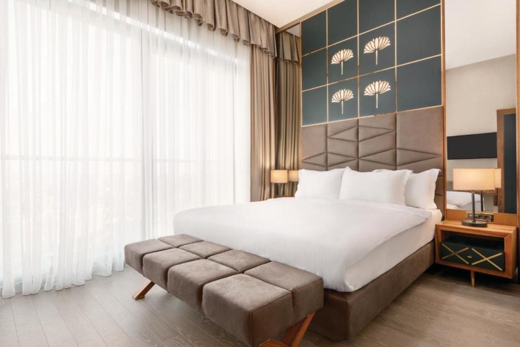 Double Suite