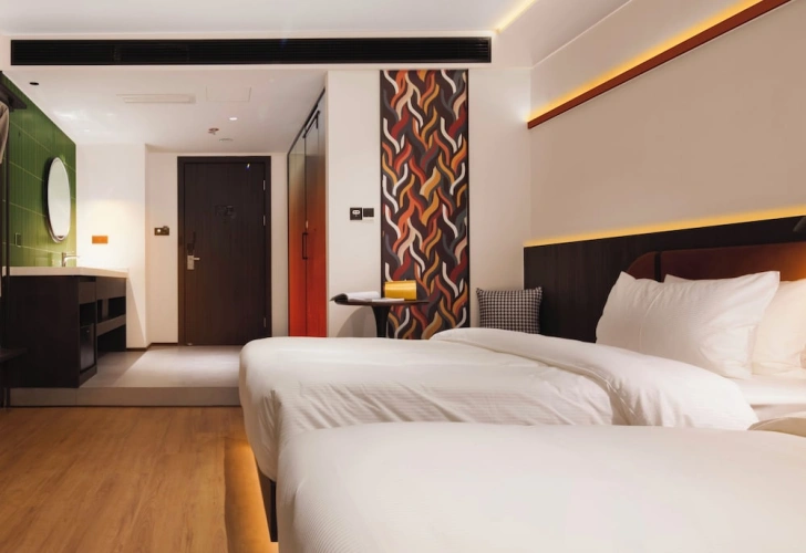 Comfort Twin room with city view