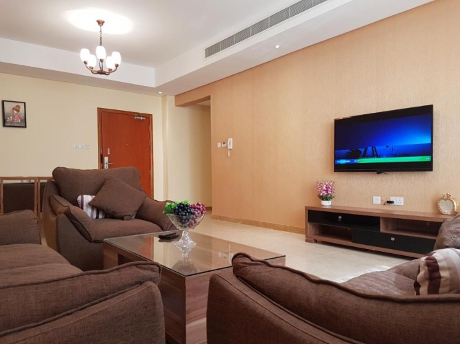 3 Bedrooms Apartment