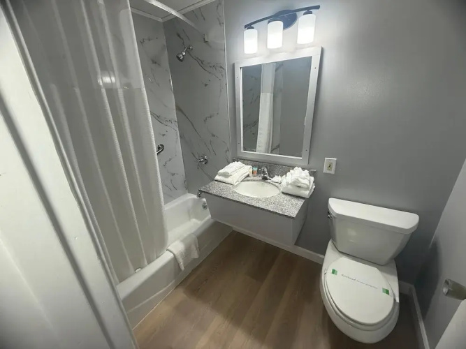 Naval Suites By FairBridge
