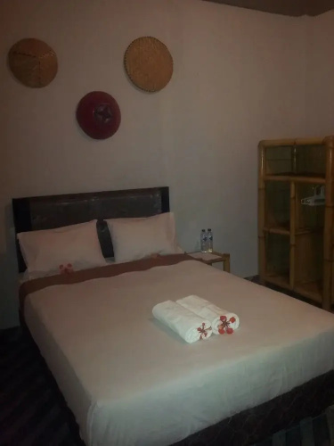 Nura Homestay