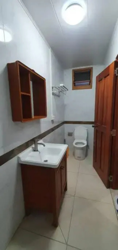 Exquisite 3-Bedroom Unit With Free Parking.