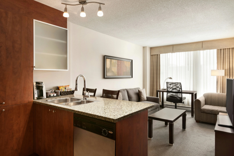 Embassy Suites by Hilton Montreal photo 36
