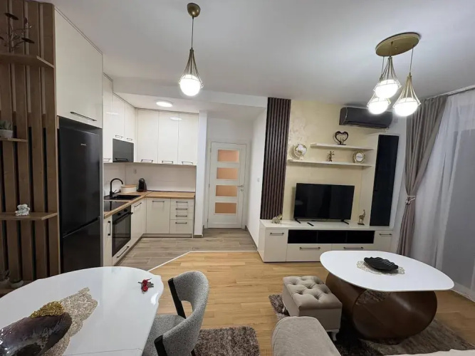 I&I Apartments 36
