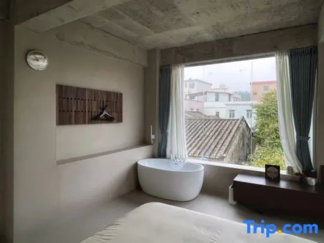 2 Bedrooms Suite