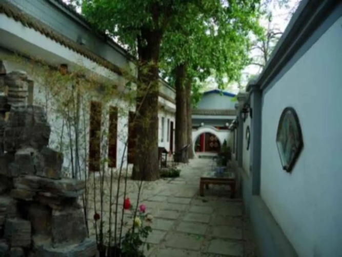 Lanting Youth Hostel