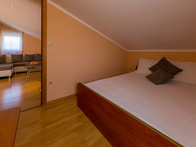 Apartment Alin
