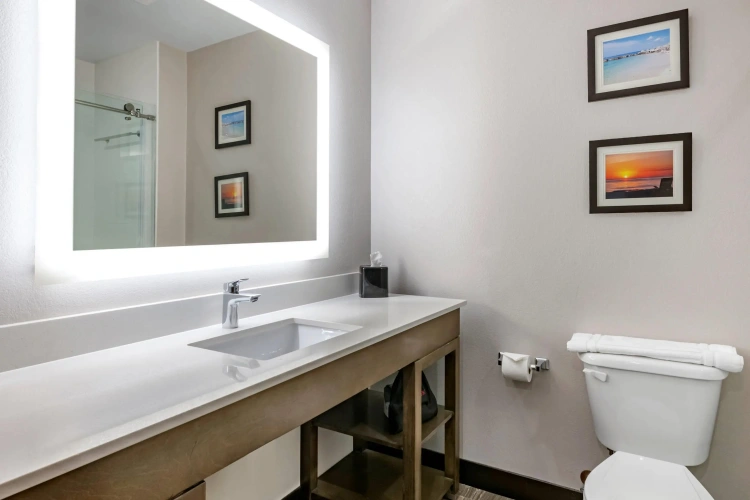 Quadruple Suite