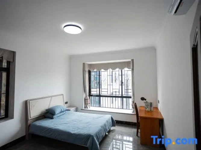 2 Bedrooms Suite