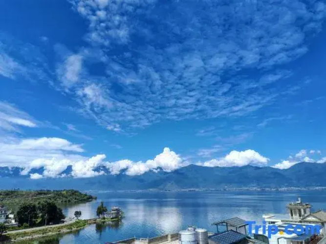 Dali Haixian Mountain Villa Seaview Homestay