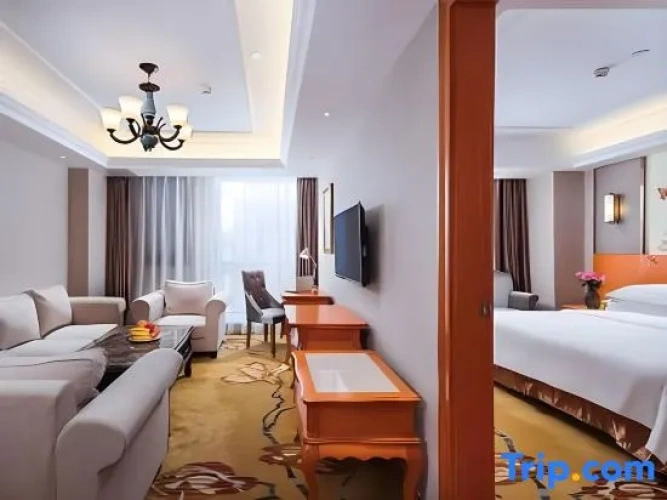 Deluxe Double Suite