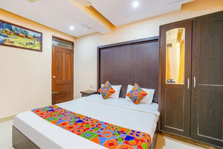 Fabhotel Bns Lodge